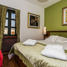 Heritage Hotel Raznjevica Dvori, Бенковац — фото 4