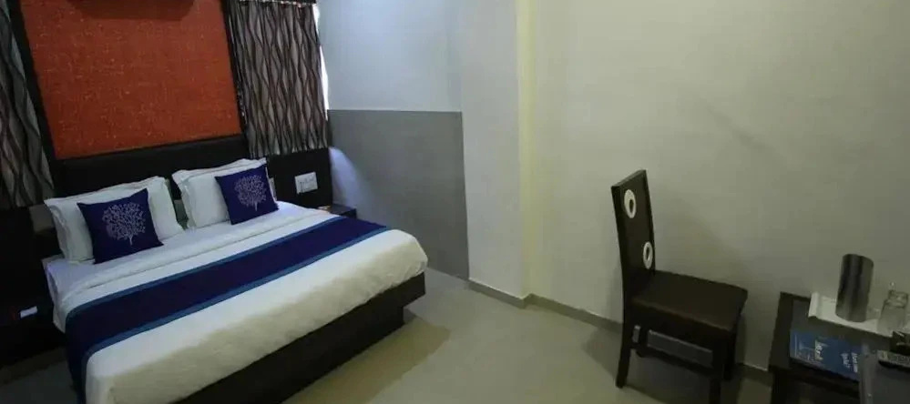 Aeon Hotel, Himatnagar — photo 1