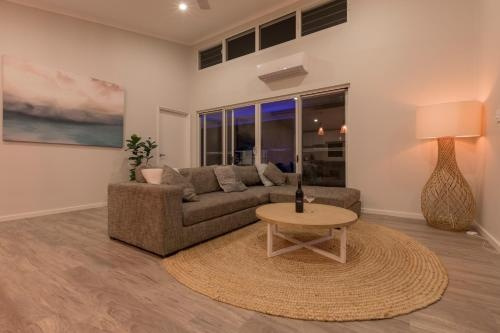 Sols Place Boutique Pool Villas, 卡尔巴里 — 照片 1