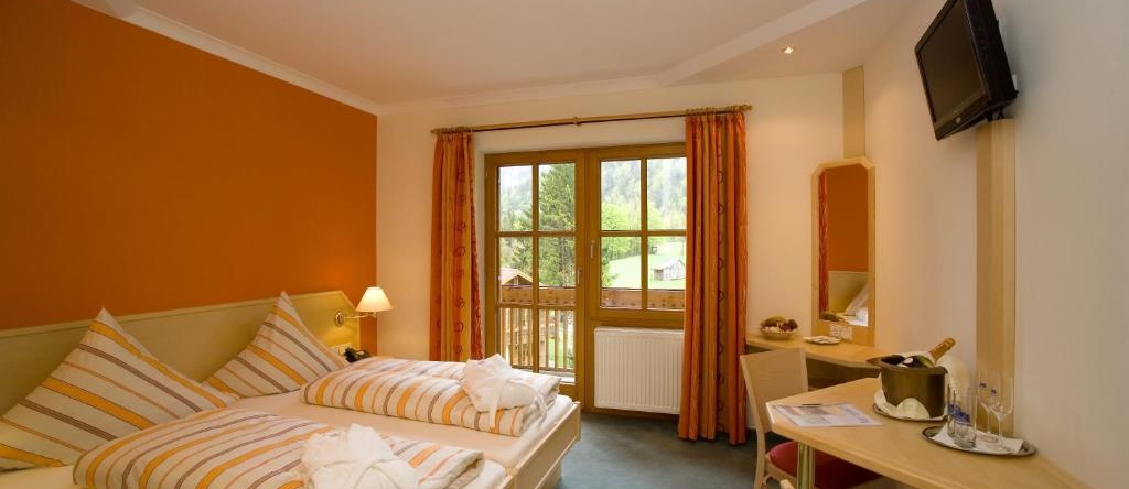 Alphotel Ettal, Ettal — photo 1