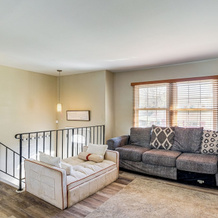 Commute to Alexandria & DC: Home w/ Shared Yard, Waldorf — photo 4