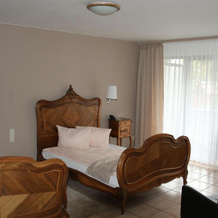 Hotel Bawelsberger Hof, Dillingen — photo 2