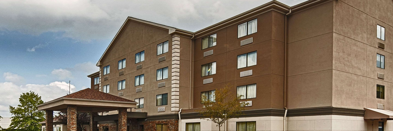 Comfort Inn & Suites Copley Akron, Площадь Copley — фото 1