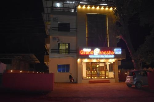 Hotel Grand Ganesha, Ganpatipule — photo 1