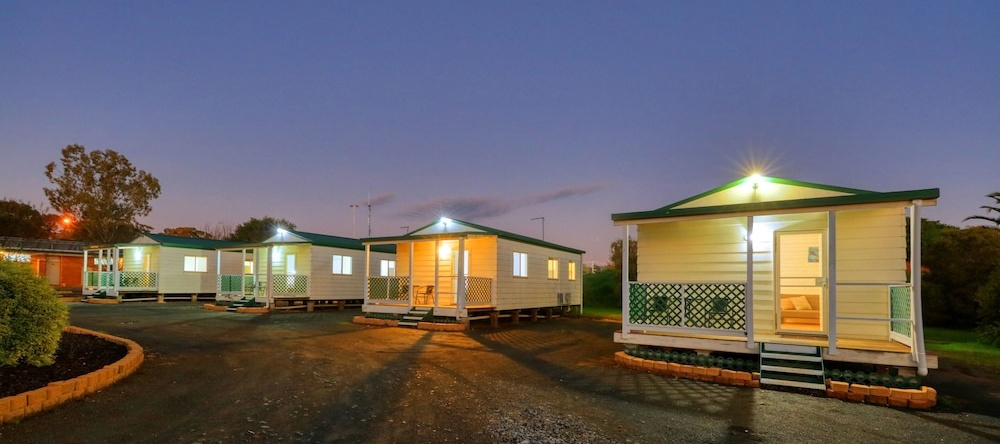 Junee Motor Inn, Junee — photo 1