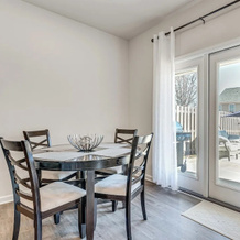 Near Atl! Spacious Townhome w/ Patio & WFH Setup, 道格拉斯维尔 — 照片 5