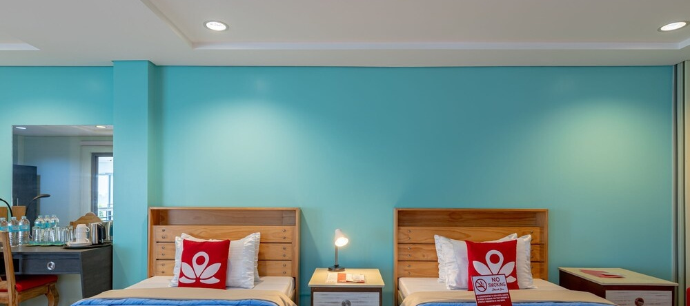 Red Koi by Zen Rooms, Sorsogon — photo 1