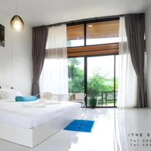 The Sky Roof Homestay @ Kiriwong, Lan Saka — photo 2
