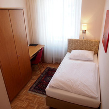 Stadthotel Zur Goldenen Krone, Вайц — фото 2