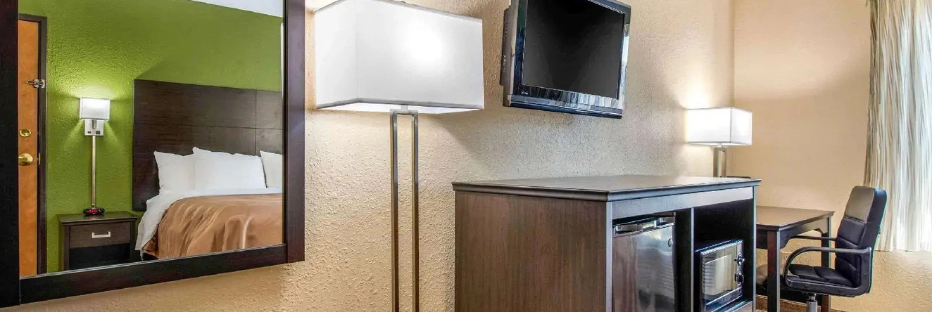 Quality Inn & Suites Brandenburg - Fort Knox, 勃兰登堡 — 照片 1