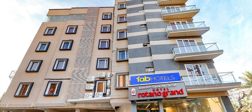Fabhotel Rotano Grand Marathahalli, Бангалор — фото 1