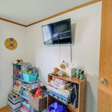 Creekfront Max Meadows Mobile Home With Deck!, Pulaski — photo 3