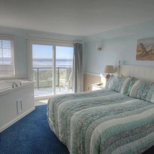 Sweet Caroline Inn, Ocean Shores — photo 2