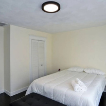 Modern Three Bedroom Condo - Near Boston, Стонхем — фото 2