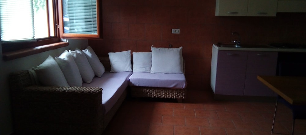 Villa Le Querce Ville & Appartamenti, 蒙特科尔维诺-罗韦拉 — 照片 1