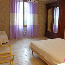 Holiday Home in Montbrun-des-Corbieres with Pool, 蒙布兰-德科尔比埃 — 照片 3