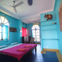 Holi-Wood Guesthouse, Пудучерри — фото 2