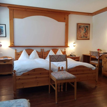 Typically Swiss Hotel Tascherhof, Taesch — photo 4