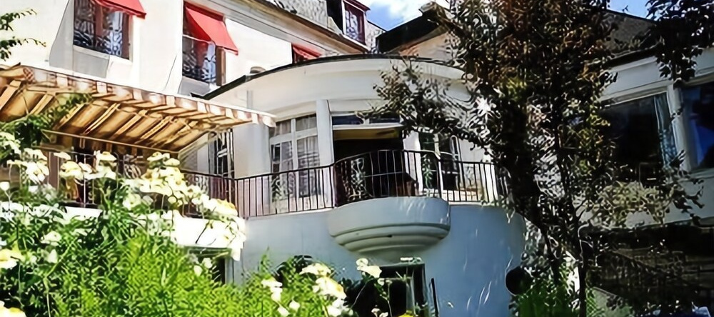 Logis Le Grand Monarque, Ла-Шарите-сюр-Луар — фото 1