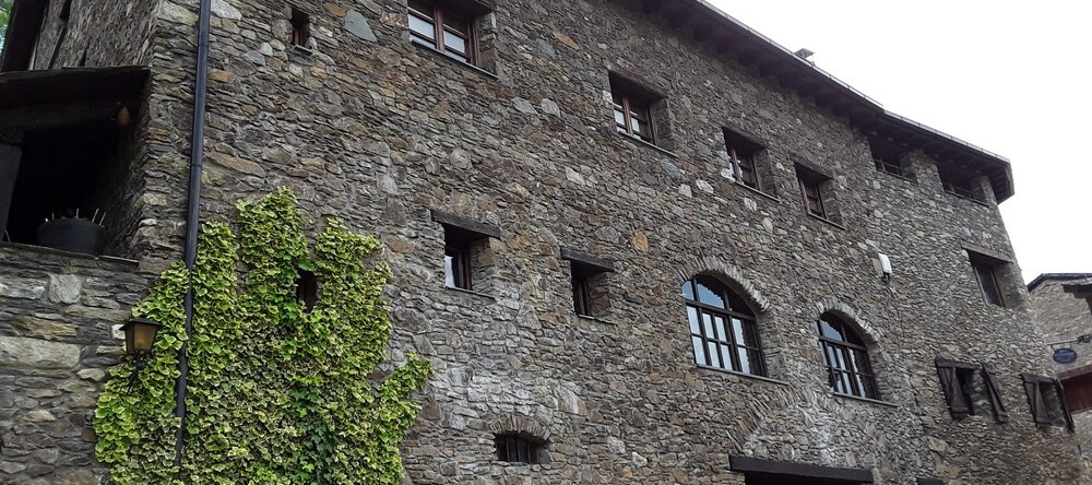 Hostal Cal Pintor, Лес-Вальс-де-Валира — фото 1