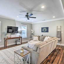 Historic + Fully Renovated Waxahachie Home!, Ваксахачи — фото 3