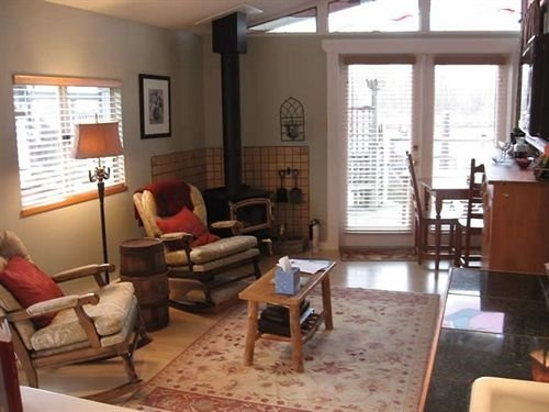 River Run Cottages B&B, 德尔塔 — 照片 1