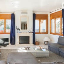 Detached Villa With Privated Pool Situated at the Seafront in Sant Pere Pescador, 圣佩雷佩斯卡多尔 — 照片 4