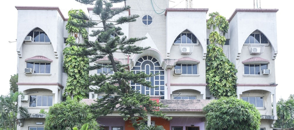 Hotel Hilltop, Saputara — photo 1