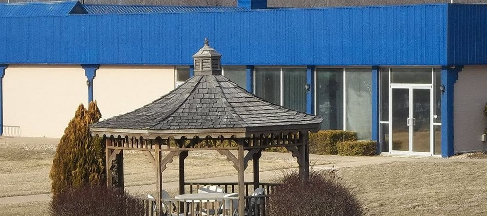 Macomb Inn, 马科姆 — 照片 1