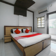 OYO 62328 Jayshrea Recreation Club, 钱德拉普尔 — 照片 2