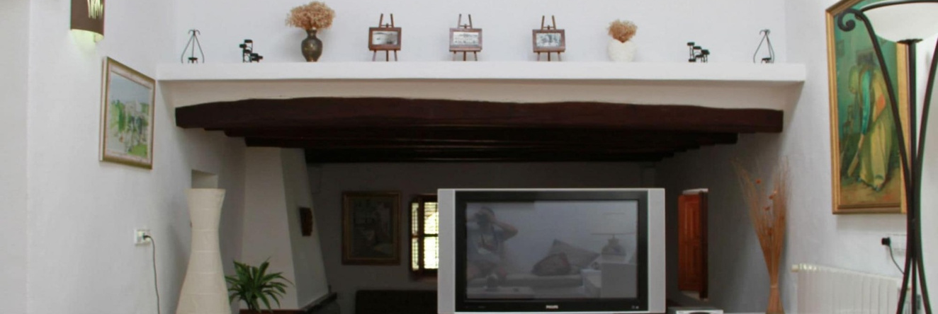 Lush Farmhouse in Sant Miguel de Balansat with Hot Tub & Private Pool, Sant Joan de Labritja — photo 1