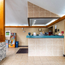 Econo Lodge Cleveland Southeast - Kent, Тритсборо — фото 2