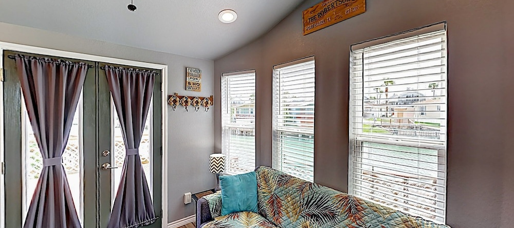 707 Port Isabel - 1 Br Cottage, 伊莎贝尔港 — 照片 1