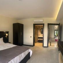 The Reference Club Restaurant & Accommodation, 吕莱布尔加兹 — 照片 5