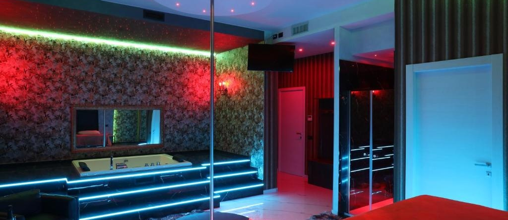 Alcova Suite & Relax, Эболи — фото 1