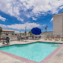 Studio 6 Suites Hesperia, CA – West Main Street – I-15, Hesperia — photo 2