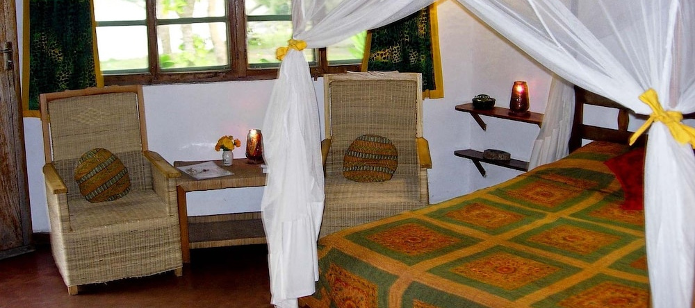 Makuzi Beach Lodge, Kamwala — photo 1