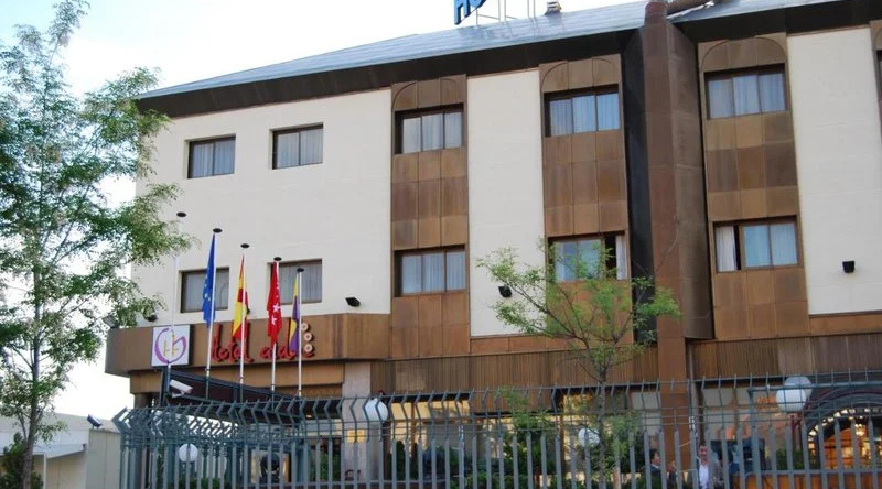 Best Western Aida Madrid Airport, 托雷洪德阿尔多斯 — 照片 1