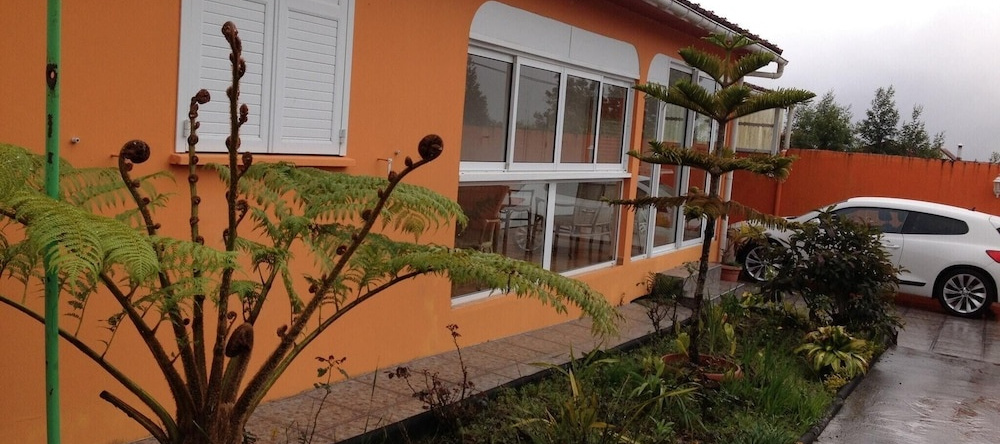 House with 5 Bedrooms in Saint-Benoît, with Enclosed Garden, 拉普莱讷-德帕尔米斯特 — 照片 1