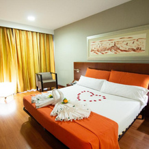 Eurohotel Barcelona Gran Via Fira Hotel, 奥斯皮塔莱特德略夫雷加特 — 照片 4