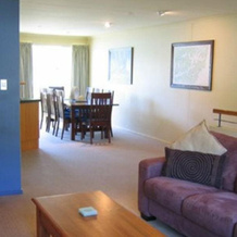 Apartments on the Waterfront, Waikawa — photo 2