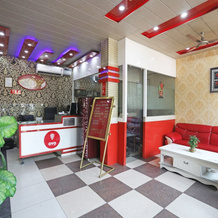 OYO 2629 Hotel Royal Odyssey, 密拉特 — 照片 2