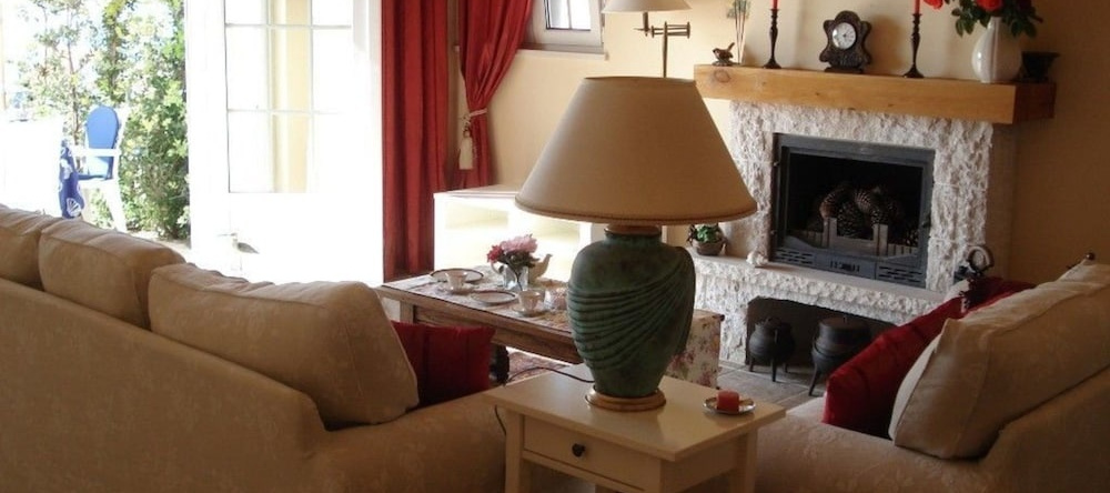 100089 -  Villa in Colares, Azenhas do Mar — photo 1