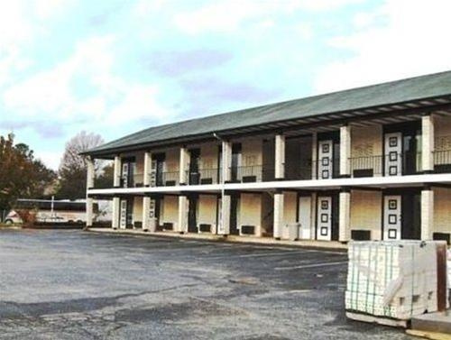 Regal Inn, Рокингем — фото 1