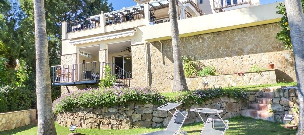 Marvelous Villa with Infinity Pool Ref 85, 米哈斯 — 照片 1
