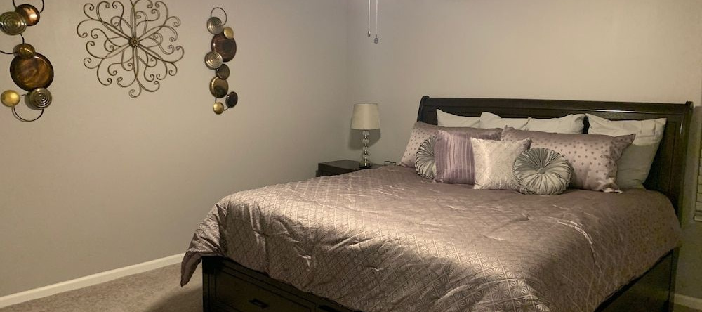 Brand New Heated Pool Home, Bullhead City — photo 1