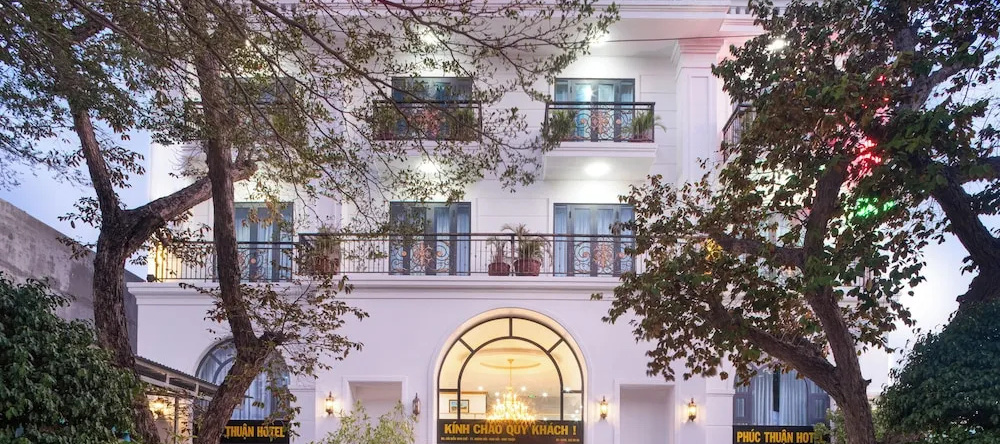 Phuc Thuan Hotel, Khanh Hai — photo 1