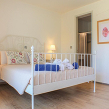 Beautiful Home in Perdika With 4 Bedrooms, Wifi and Outdoor Swimming Pool, 阿伊奥斯·乔治奥斯 — 照片 3