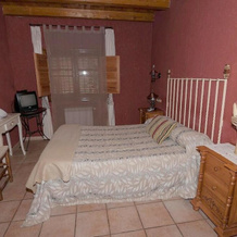 House With 2 Bedrooms in Torrejón el Rubio, With Wonderful Mountain Vi, Torrejon El Rubio — photo 4