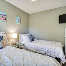 Kitty Hawk Apartment w/ Hot Tub - 1 Mi to Beach!, 基蒂霍克 — 照片 5